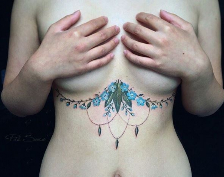 Illustration de l'article : Les 18 plus beaux tatouages de Pis Saro qui trouve son inspiration entre nature et animaux...