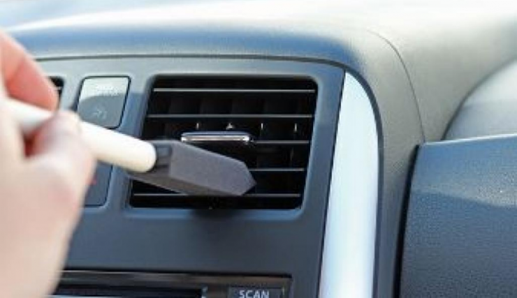 Illustration de l'article : 12 petits trucs tr&egrave;s &eacute;conomiques pour une voiture toujours bien propre ! 