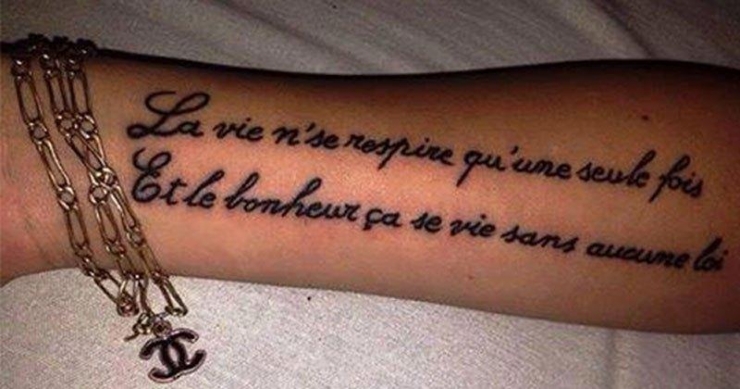 Illustration de l'article : 10 tatouages qui perdent tout leur "charme" à cause des fautes d'orthographe ! C'est con...