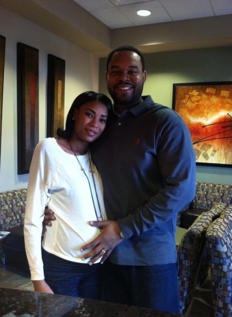 Illustration de l'article : La maman est d&eacute;c&eacute;d&eacute;e en accouchant de quadrupl&eacute;s, mais regardez bien la r&eacute;action du papa !