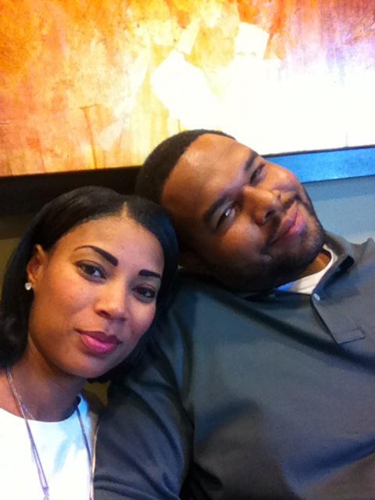 Illustration de l'article : La maman est d&eacute;c&eacute;d&eacute;e en accouchant de quadrupl&eacute;s, mais regardez bien la r&eacute;action du papa !