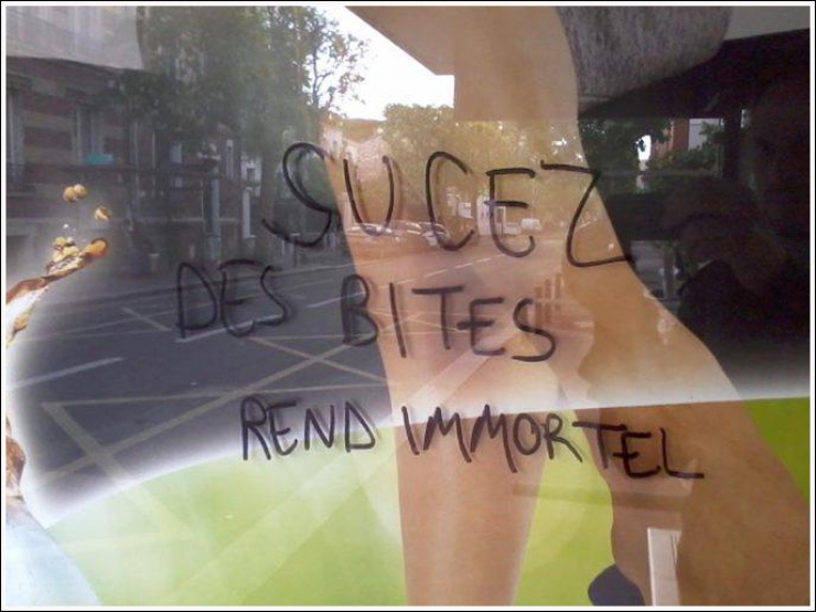 Illustration de l'article : GRAFFITIVRE, le compte qui regroupe les pires graffitis trouvés sur des murs... (25 images)