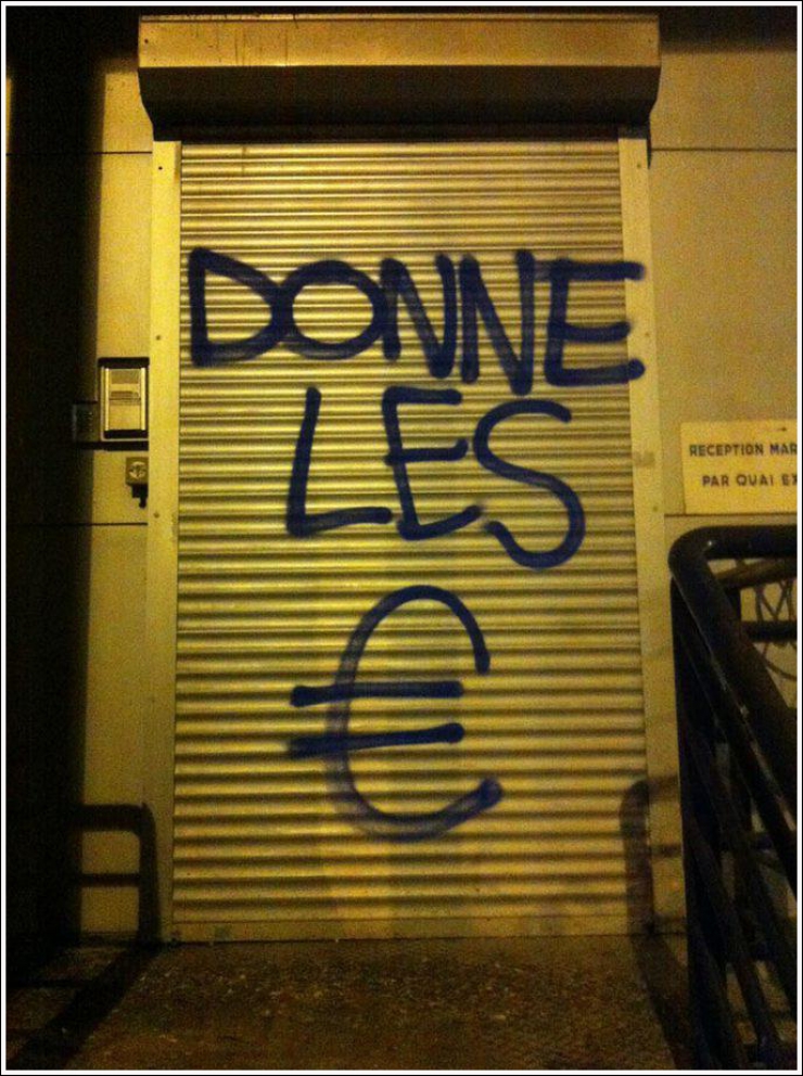 Illustration de l'article : GRAFFITIVRE, le compte qui regroupe les pires graffitis trouvés sur des murs... (25 images)