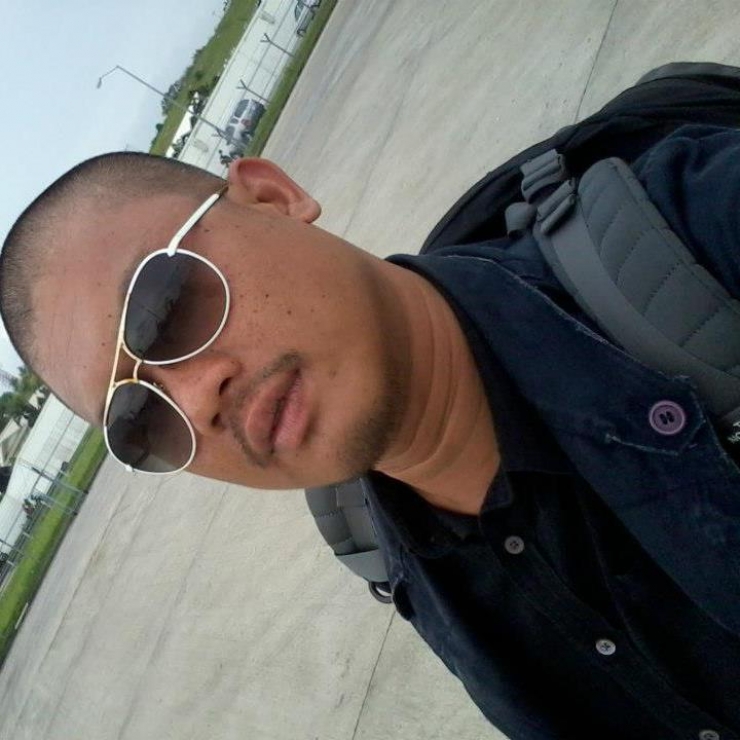 Illustration de l'article : Percut&eacute; par un motard, ce conducteur est furieux mais en voyant ce qui se trouve au sol, il a le coeur bris&eacute; !