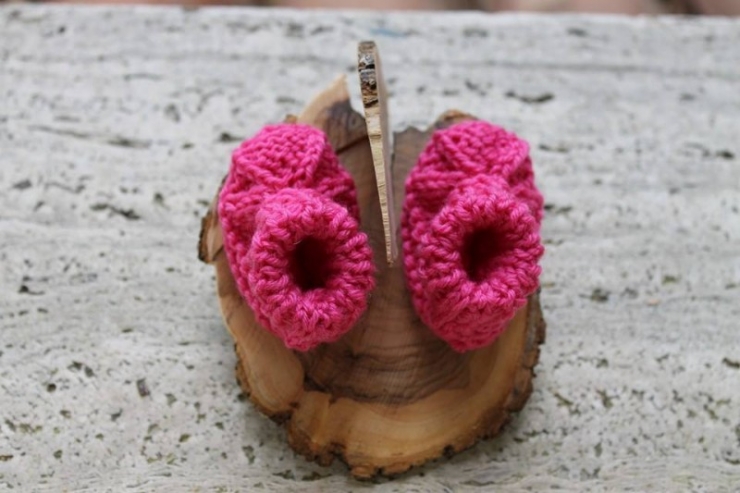 Illustration de l'article : Ce petit bout ne pèse que 450g, mais sa maman trouve ça dans son berceau juste après sa naissance...