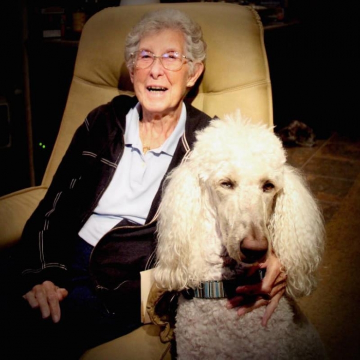 Illustration de l'article : &laquo; J&rsquo;ai dit NON &agrave; la chimioth&eacute;rapie &raquo; L&rsquo;histoire &eacute;mouvante d&rsquo;une vieille dame qui veut vivre pleinement...