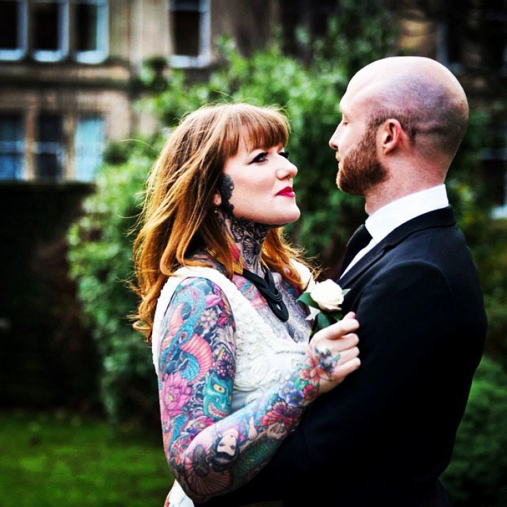 Illustration de l'article : Ces 20 femmes nous prouvent qu'on peut &ecirc;tre sublime en robe de mari&eacute;e tout en ayant des tatouages...