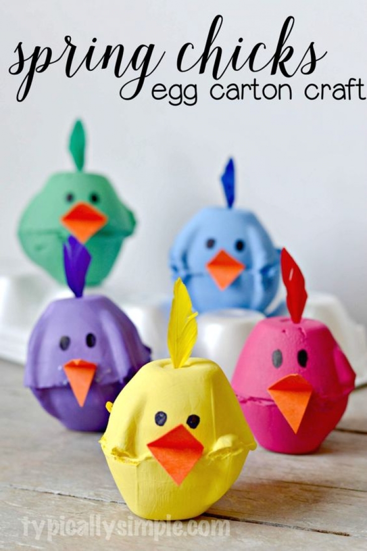 Illustration de l'article : 17 idées de bricolages pour Pâques sur le thème des poussins ! De quoi occuper les enfants.