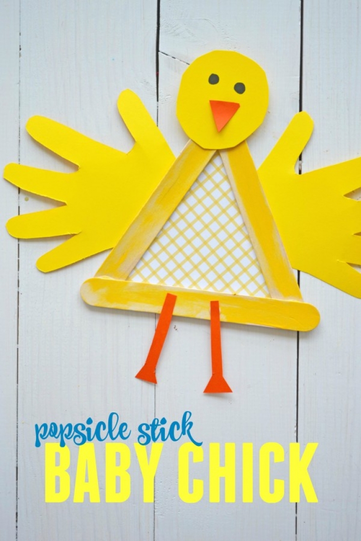 Illustration de l'article : 17 idées de bricolages pour Pâques sur le thème des poussins ! De quoi occuper les enfants.