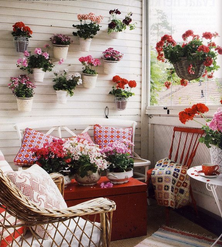 Illustration de l'article : 38 idées pour revaloriser votre balcon ou loggia afin d'en faire un espace agréable…