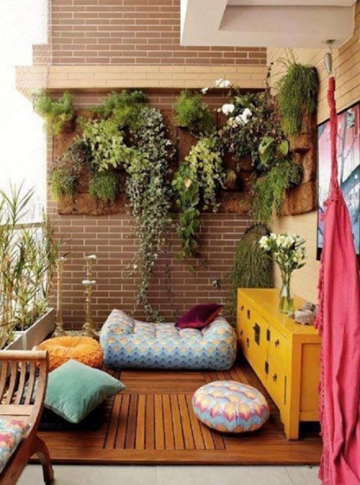 Illustration de l'article : 38 idées pour revaloriser votre balcon ou loggia afin d'en faire un espace agréable…