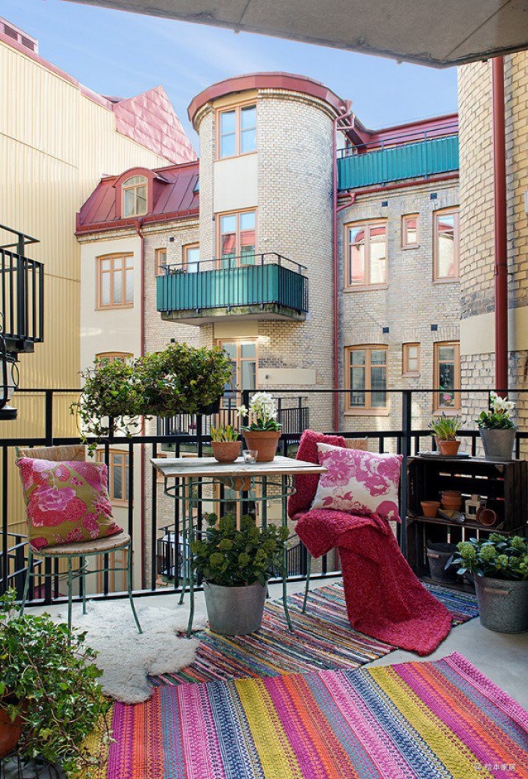 Illustration de l'article : 38 idées pour revaloriser votre balcon ou loggia afin d'en faire un espace agréable…