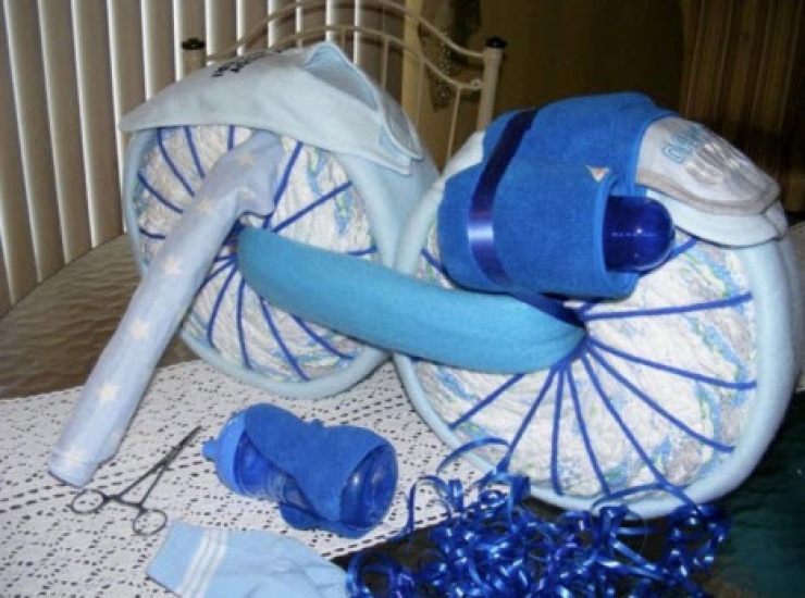 Illustration de l'article : Une maman place 27 couches dans une casserole pour r&eacute;aliser un projet magnifique. Vos enfants vont adorer !