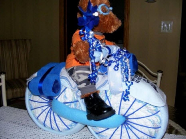 Illustration de l'article : Une maman place 27 couches dans une casserole pour r&eacute;aliser un projet magnifique. Vos enfants vont adorer !