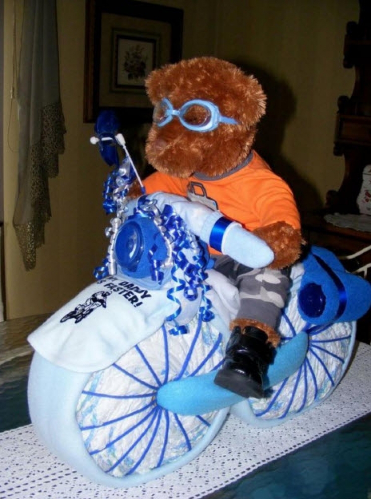 Illustration de l'article : Une maman place 27 couches dans une casserole pour r&eacute;aliser un projet magnifique. Vos enfants vont adorer !