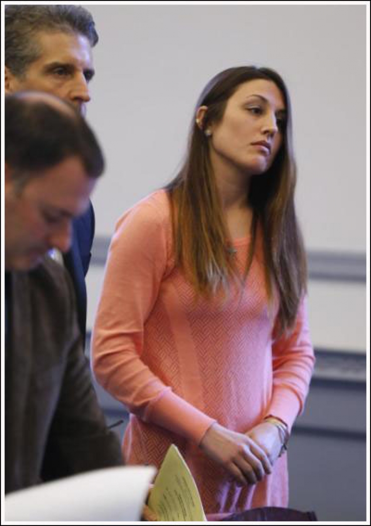 Illustration de l'article : Cette prof s'est fait prendre alors qu'elle envoyait des snaps très hot à ses élèves...