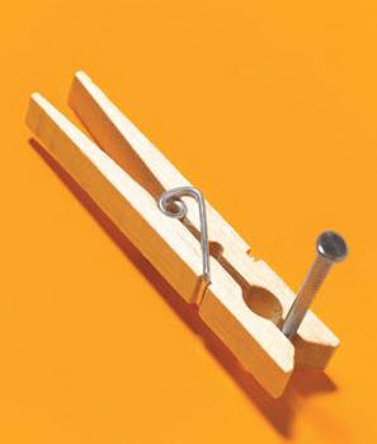 Illustration de l'article : 14 trucs que vous n&rsquo;imaginiez pas pouvoir faire avec de simples pinces &agrave; linge ! 