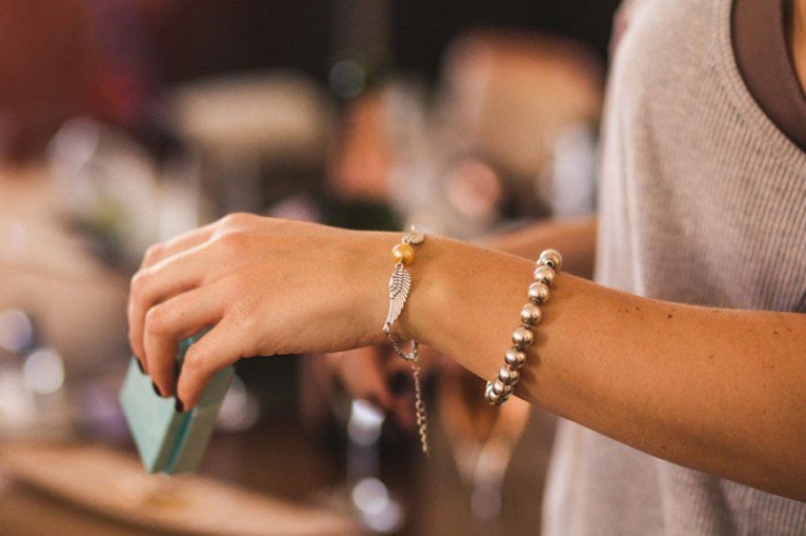 Illustration de l'article : Grand fan de Harry Potter, ce couple voulait absolument d’un mariage à thème magique !