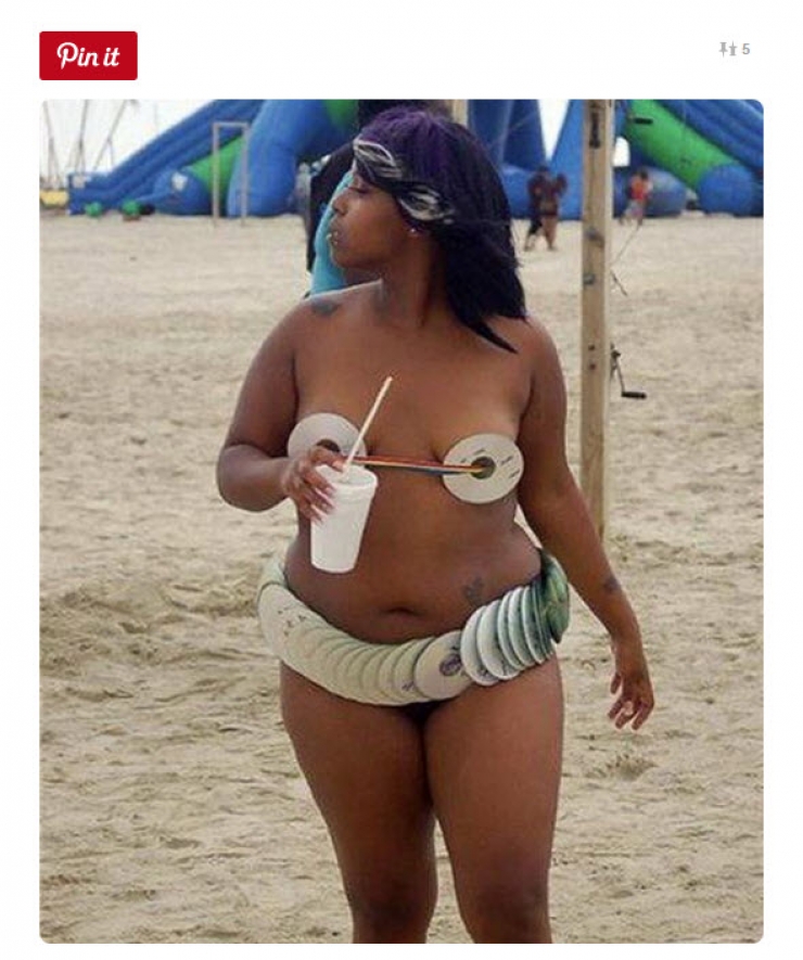 Illustration de l'article : Vous risquez d'être dégouté en voyant ces 16 maillots... À éviter cet été !