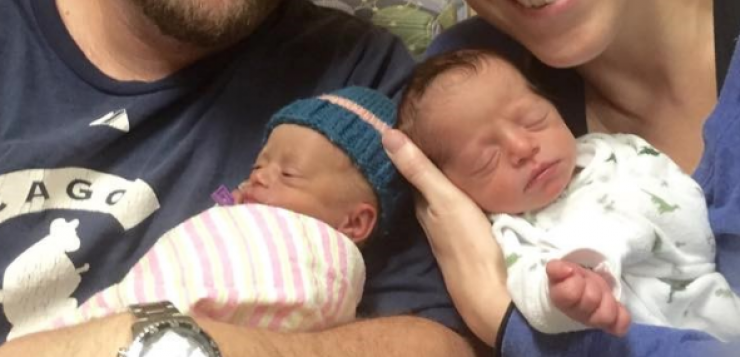 Illustration de l'article : Ce bébé né sans cerveau aurait été abandonné par sa mère sans l’arrivée de ce couple...