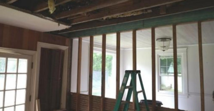 Illustration de l'article : Elle d&eacute;truit la moiti&eacute; de son mur afin de le remplacer par ceci ! Et toute la famille en raffole...