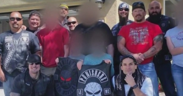 Illustration de l'article : Une petite fille de 5 ans se fait tabasser en rue... Puis ces motards d&eacute;barquent !