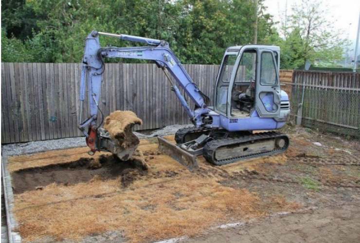 Illustration de l'article : Voil&agrave; comment cr&eacute;er une piscine dans un petit espace, tout en faisant des &eacute;conomies...