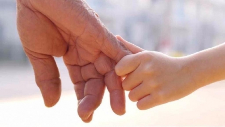 Illustration de l'article : Y&eacute;men: Mari&eacute;e par sa famille pour de l'argent, cette fillette de 8 ans d&eacute;c&egrave;de de ses "relations sexuelles".