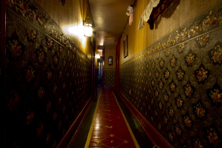 Illustration de l'article : Pour s&eacute;journer dans cet h&ocirc;tel, vous devez signer une d&eacute;charge tellement il est hant&eacute;...