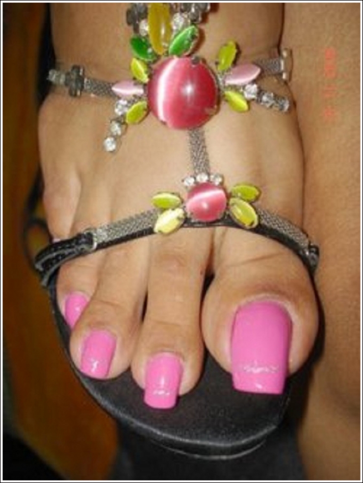 Illustration de l'article : Top 19 des plus moches photos de pieds... De quoi d&eacute;complexer !