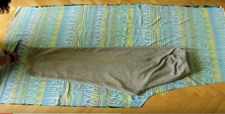 Illustration de l'article : 20 minutes et pas une de plus ! C'est le temps qu'elle met pour créer un pantalon Palazzo !