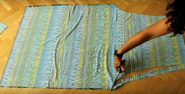 Illustration de l'article : 20 minutes et pas une de plus ! C'est le temps qu'elle met pour créer un pantalon Palazzo !