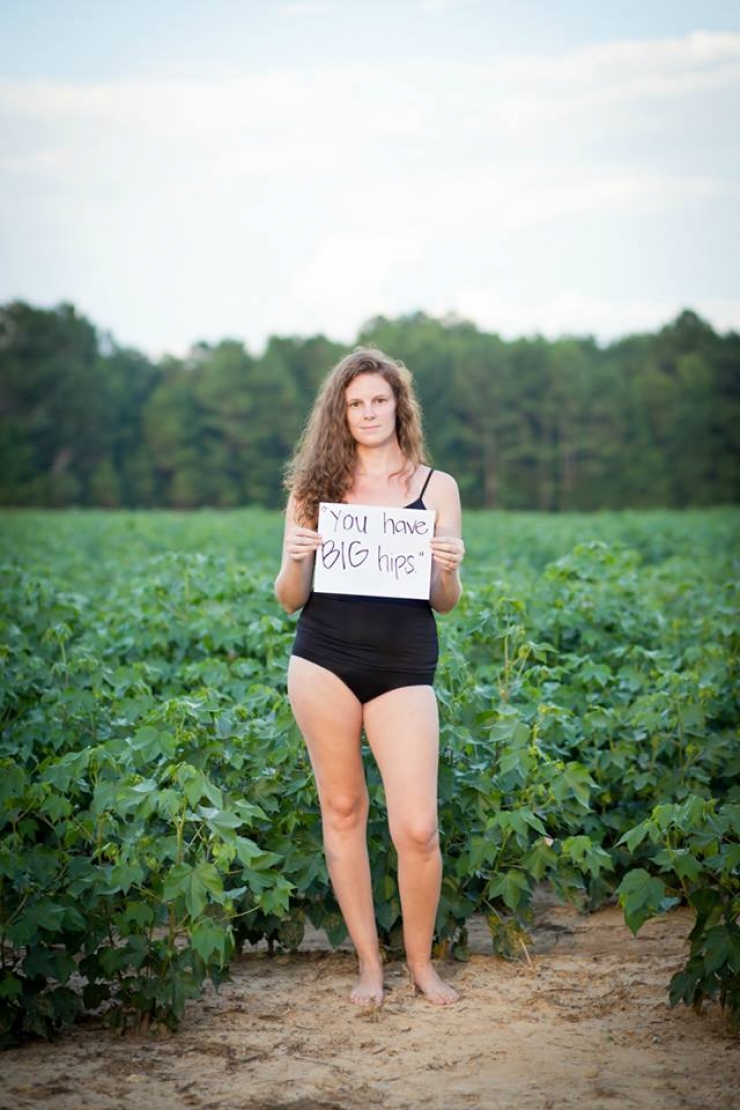 Illustration de l'article : &laquo; Vous ne devez la beaut&eacute; &agrave; personne &raquo; : Le slogan d'une campagne pour d&eacute;noncer la pression que subissent les femmes sur leur physique...