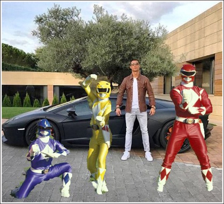 Illustration de l'article : Cristiano a-t-il bien fait en s'affichant devant sa Lamborghini ? Personne n’est à l’abri d’un détournement de photo sur internet, pas même l’un des meilleurs footballeurs du monde.