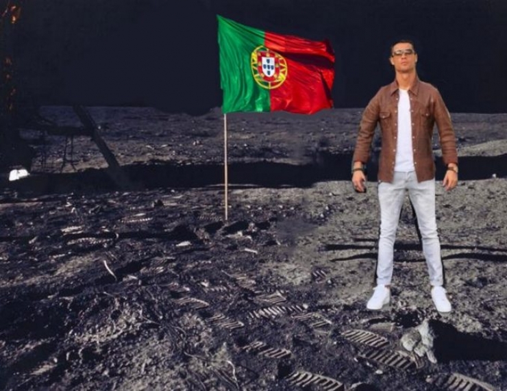 Illustration de l'article : Cristiano a-t-il bien fait en s'affichant devant sa Lamborghini ? Personne n’est à l’abri d’un détournement de photo sur internet, pas même l’un des meilleurs footballeurs du monde.