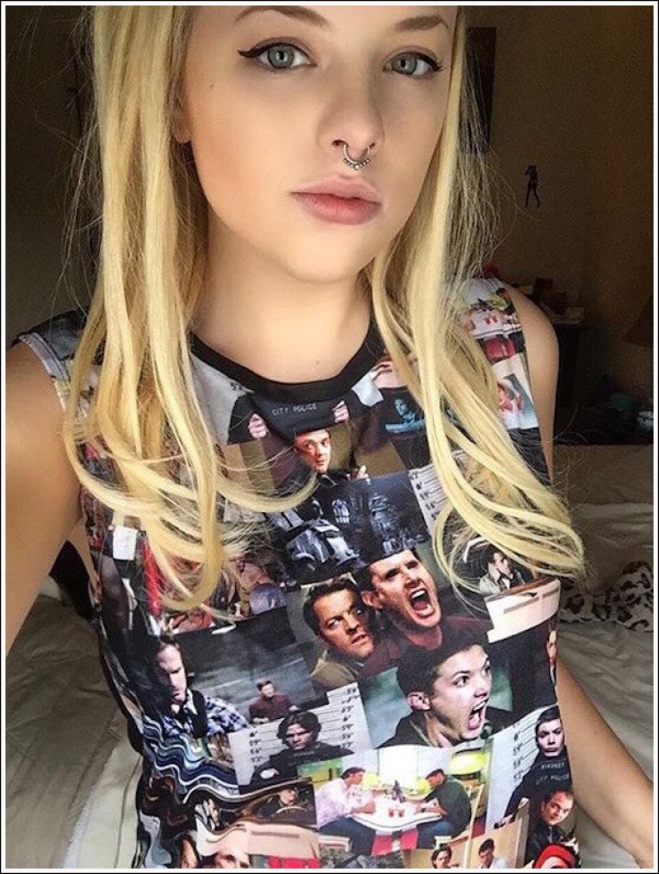 Illustration de l'article : 38 photos de filles en style « super héros » qui vous donneront envie d’être en détresse !