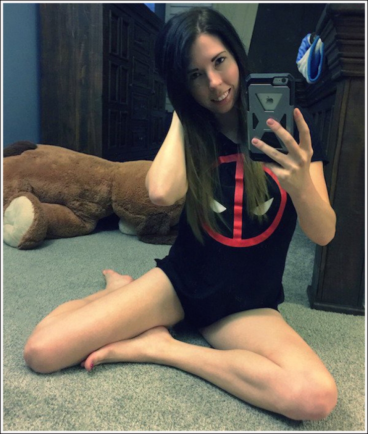 Illustration de l'article : 38 photos de filles en style « super héros » qui vous donneront envie d’être en détresse !