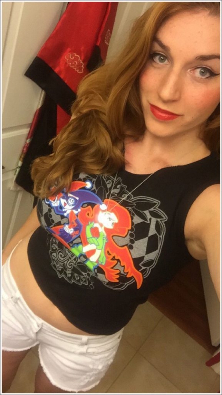 Illustration de l'article : 38 photos de filles en style « super héros » qui vous donneront envie d’être en détresse !