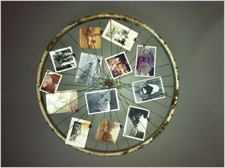 Illustration de l'article : Comment organiser vos photos et cadres sur vos murs ? Voici 70 id&eacute;es d&eacute;co !