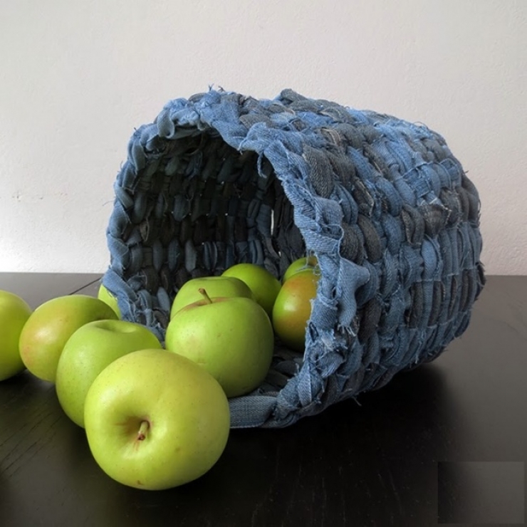 Illustration de l'article : 20 trucs que vous pouvez réaliser avec ces vieux jeans que vous comptiez mettre à la poubelle...