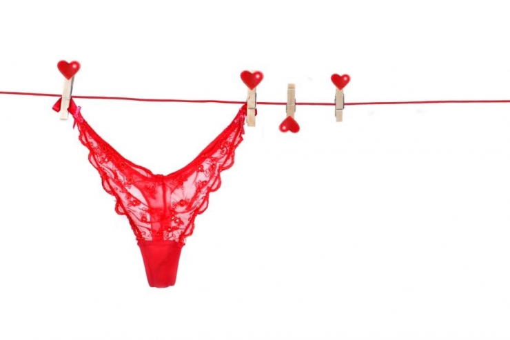 Illustration de l'article : Top 13 des petites tenues féminines qui font fantasmer les hommes !