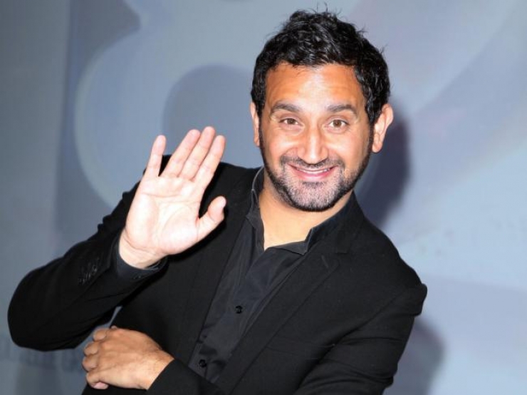 Illustration de l'article : Quelles sont les &eacute;tudes de ces 25 stars de la t&eacute;l&eacute; ? Certaines n'ont m&ecirc;me pas le bac !