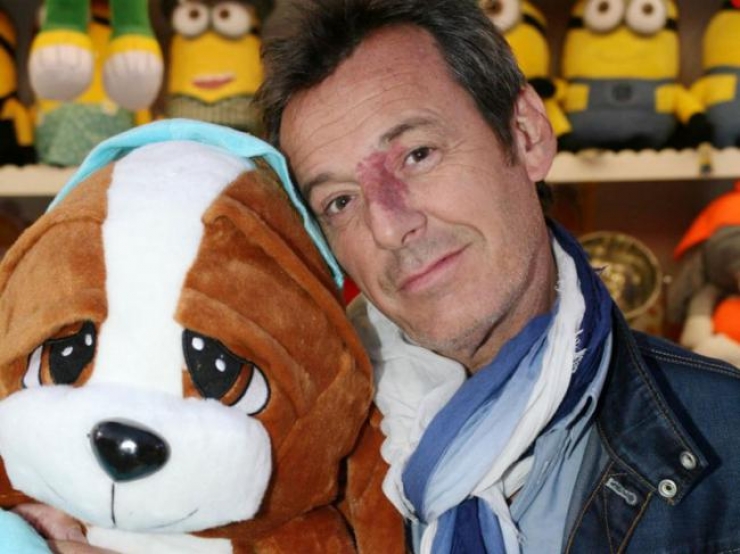 Illustration de l'article : Quelles sont les &eacute;tudes de ces 25 stars de la t&eacute;l&eacute; ? Certaines n'ont m&ecirc;me pas le bac !