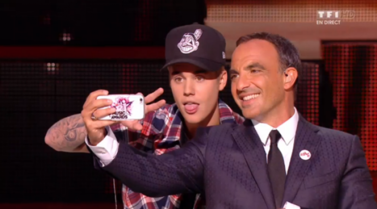 Illustration de l'article : Quelles sont les &eacute;tudes de ces 25 stars de la t&eacute;l&eacute; ? Certaines n'ont m&ecirc;me pas le bac !