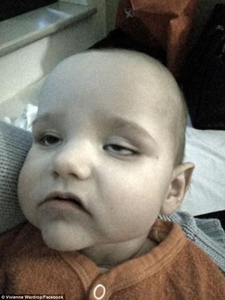 Illustration de l'article : Son bébé a failli mourir parce qu'elle l'a mis dans un caddie de supermarché. Aujourd'hui elle met tous les parents en garde !