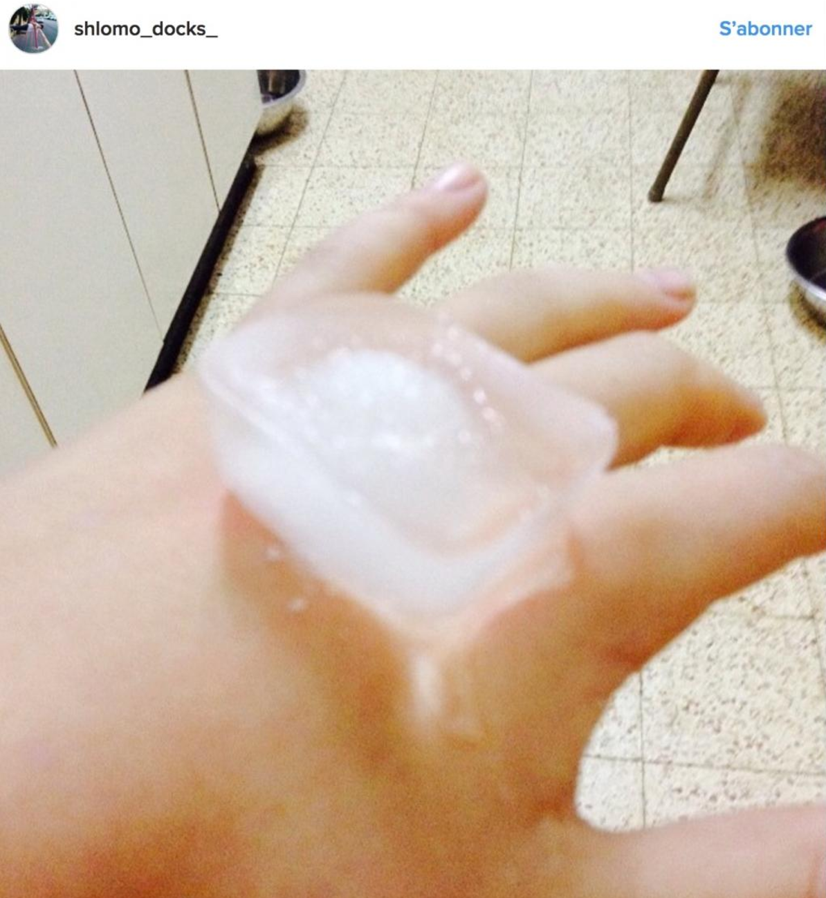 Illustration de l'article : Elle pense juste que sa fille s'est coup&eacute;e mais le m&eacute;decin lui r&eacute;v&egrave;le que c'est bien plus grave...