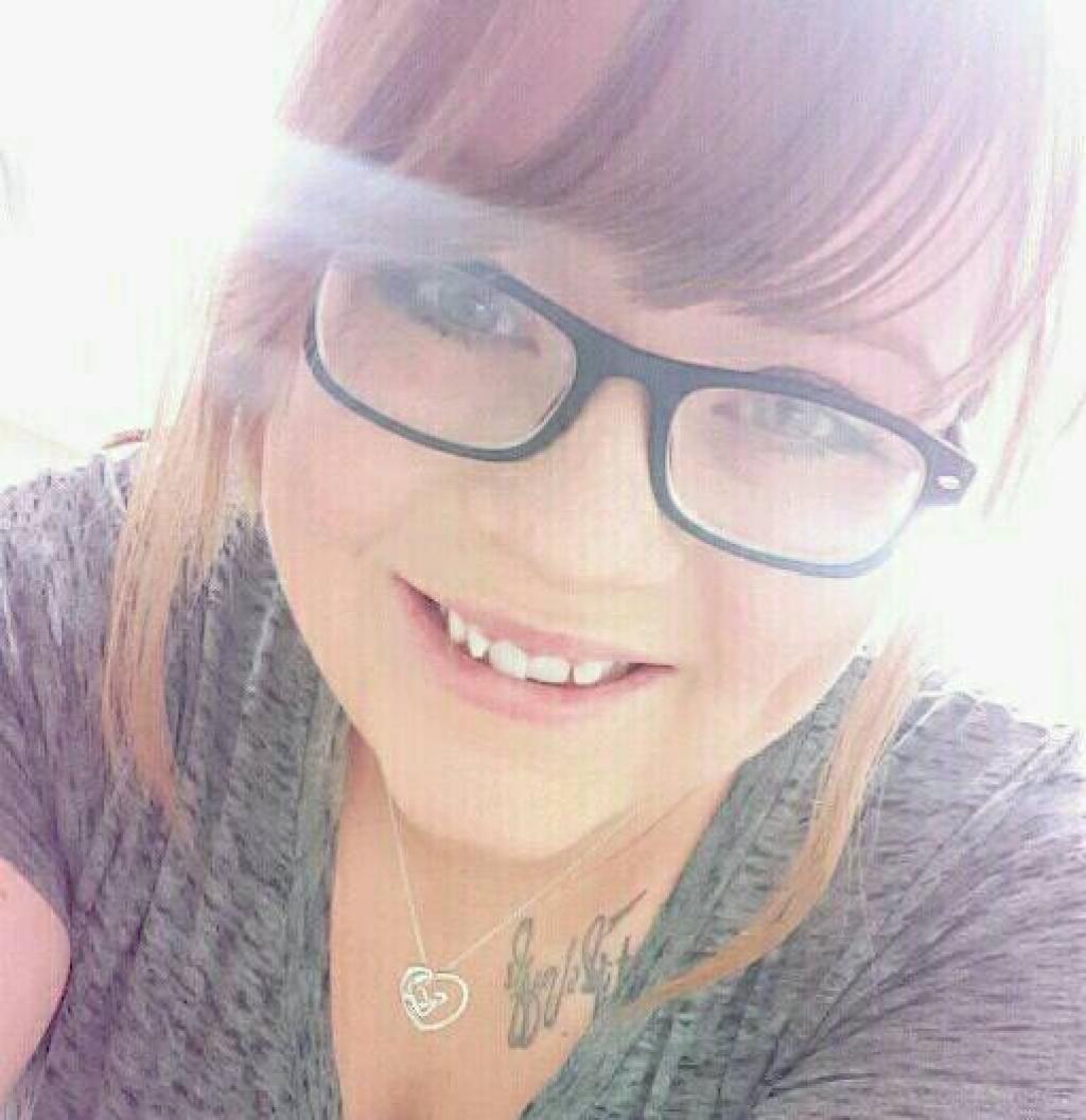 Illustration de l'article : Avant de mourir, elle attache son b&eacute;b&eacute; et le jette par la fen&ecirc;tre. En trouvant le petit comme &ccedil;a, la police est sous le choc!