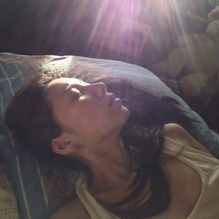 Illustration de l'article : Si tu comprends ces 22 choses, c'est que toi aussi, tu donnerais tout pour dormir plus longtemps le matin ! Le point 11 devient vite angoissant...