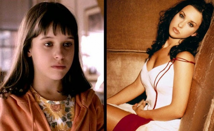 Illustration de l'article : De ces 31 c&eacute;l&eacute;brit&eacute;s d&eacute;couvertes tr&egrave;s petites, la quelle est devenue la plus canon ?