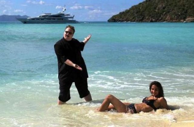 Illustration de l'article : Ces Gens Qui Ruinent Vos Photos Quand Vous Décidez Enfin De Sortir Le Bikini...(20 photos)